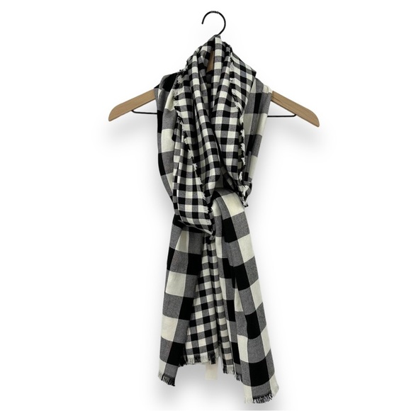 NEW Talbots Scarf Black White Plaid Checkered Fringe Trim - Picture 1 of 3